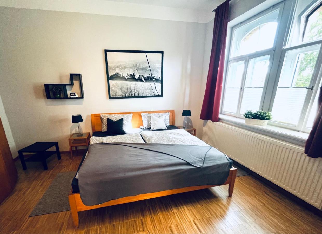 Schlosspark Apartment I 80Qm I 3 Betten I Bei Dresden Heidenau  Extérieur photo